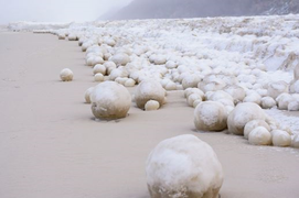 Phát hiện các loại băng tuyết kì dị nhất thế giới ở Nga 